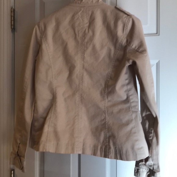 Jacket - Picture 3 of 3